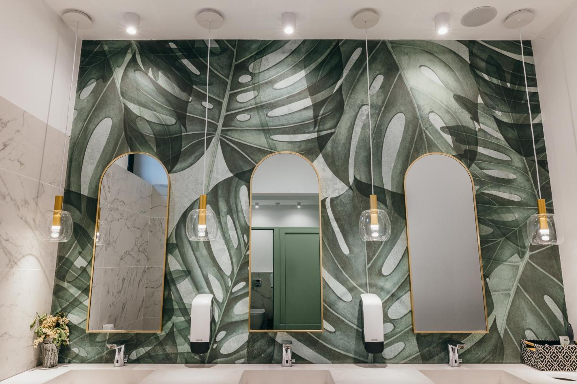 Hotel Agora Mures Тыргу-Муреш Экстерьер фото