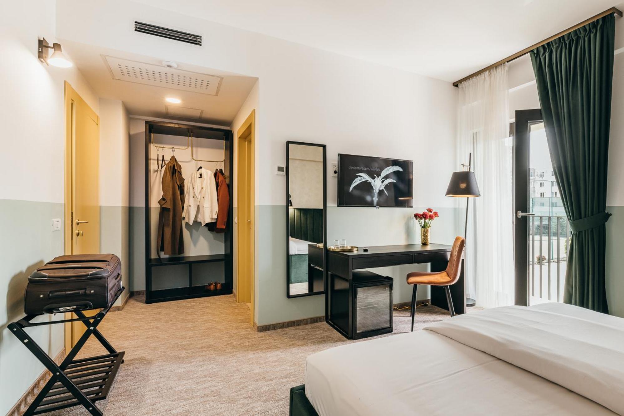 Hotel Agora Mures Тыргу-Муреш Экстерьер фото