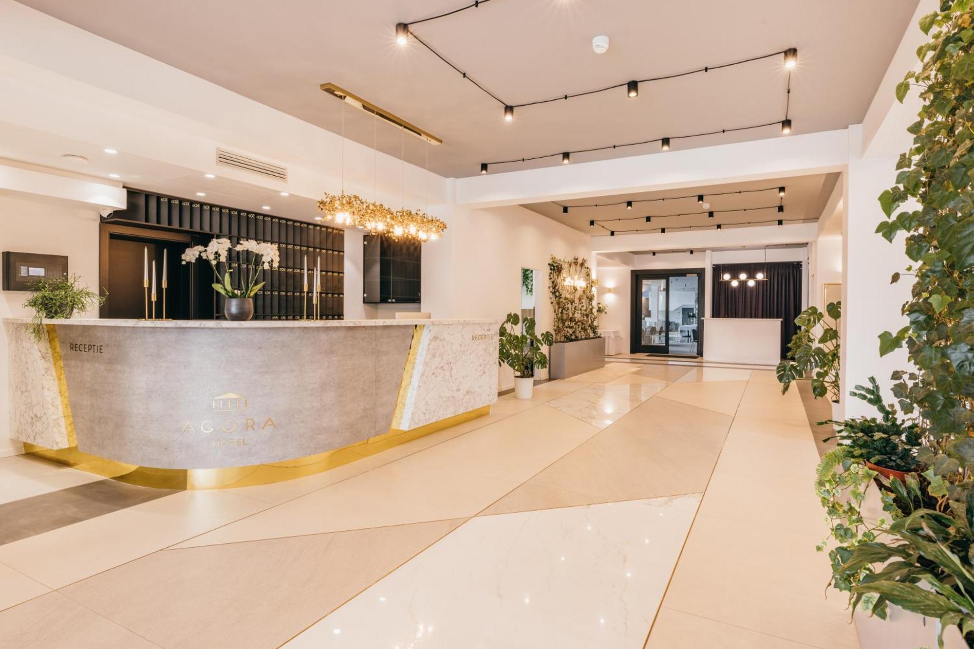 Hotel Agora Mures Тыргу-Муреш Экстерьер фото