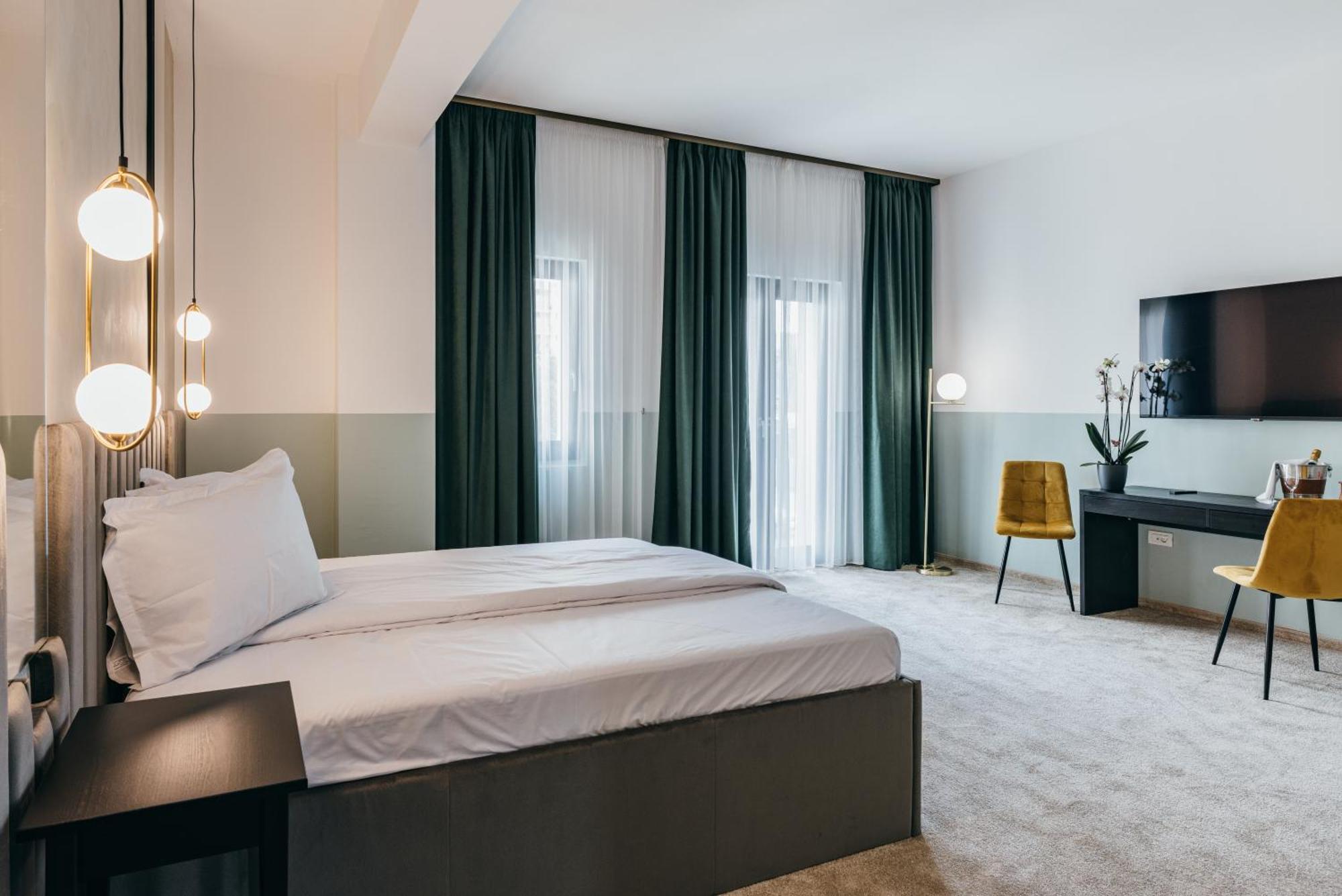 Hotel Agora Mures Тыргу-Муреш Экстерьер фото